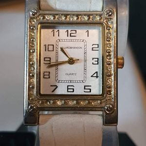 🦋10/$20🦋 Hillary and Hanson Silver/Goldtone Rhinestone Women's Watch
